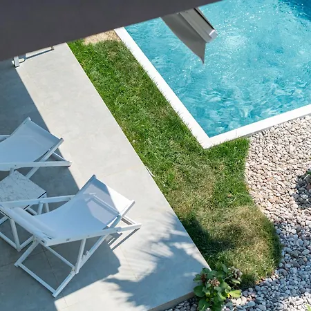 Apartment Emerald Island Residential Complex