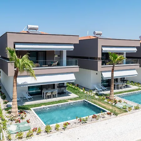 Apartment Emerald Island Residential Complex