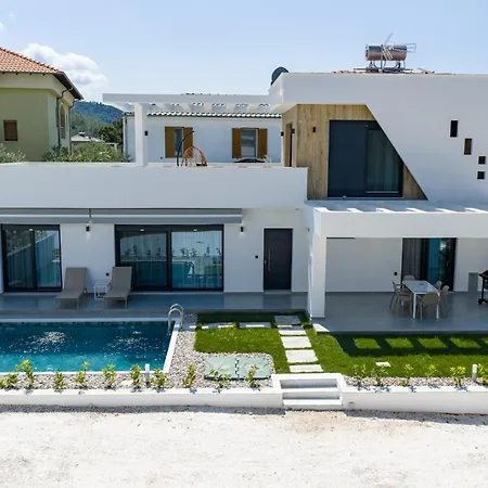 Emerald Island Residential Complex 아파트