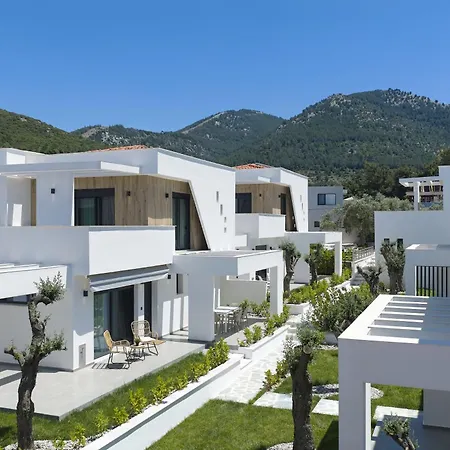 Emerald Island Residential Complex *
